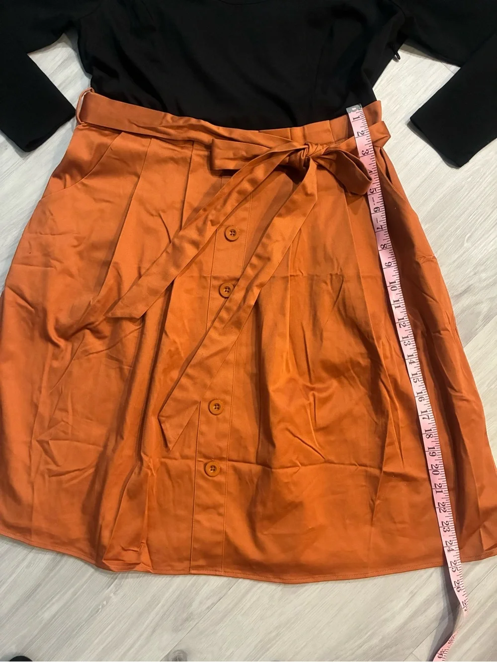 City chic‎ Button-Front Midi Skirt with Self-Tie Waist in Rust